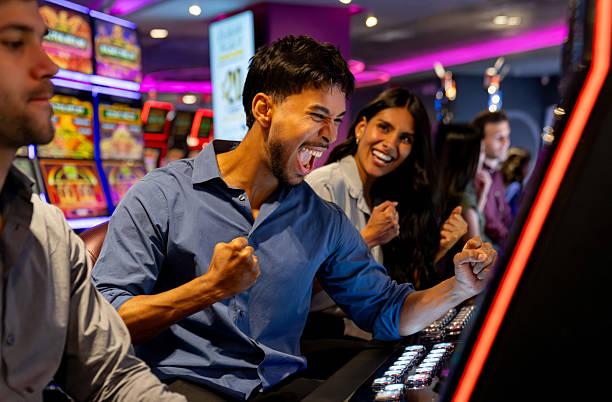Live dealer streaming Capsa Susun game with high-definition multi-camera setup